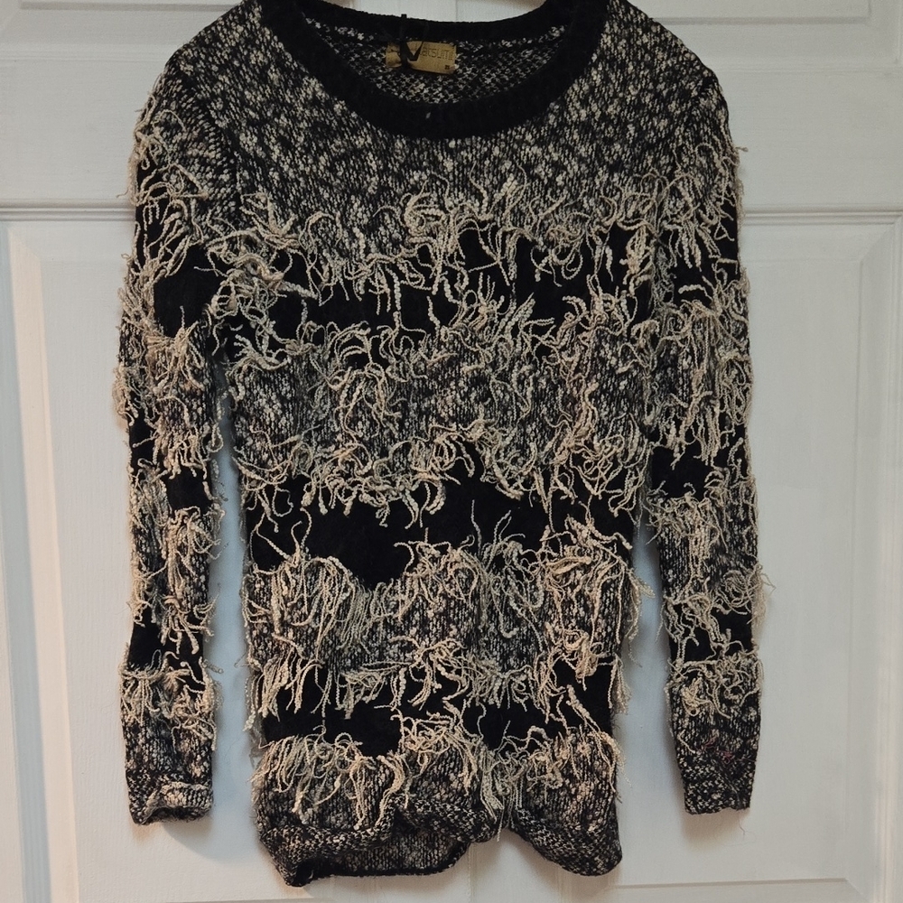 Women's Black and Cream Fringe Textured Sweater